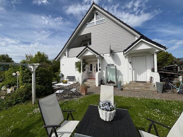 Ruhetal -Ferienwohnung Mit Sonnenterasse Gluecksburg Ngoại thất bức ảnh